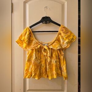 American eagle cropped top M yellow floral